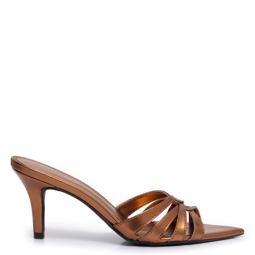 Tamanco Preto Bico Folha