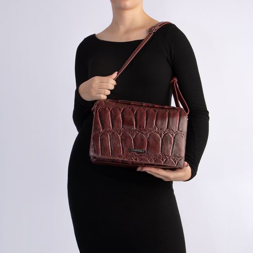 Bolsa Burgundy Carteiro Couro Texturizado