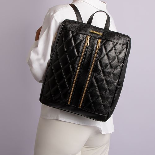Mochila Couro Preto Matelassê