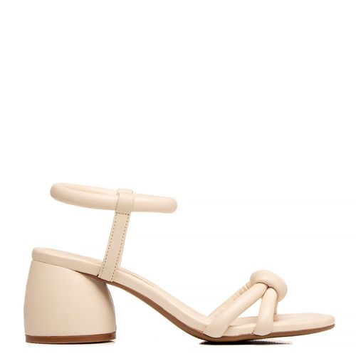 Sandália Off White Tiras Bombadas