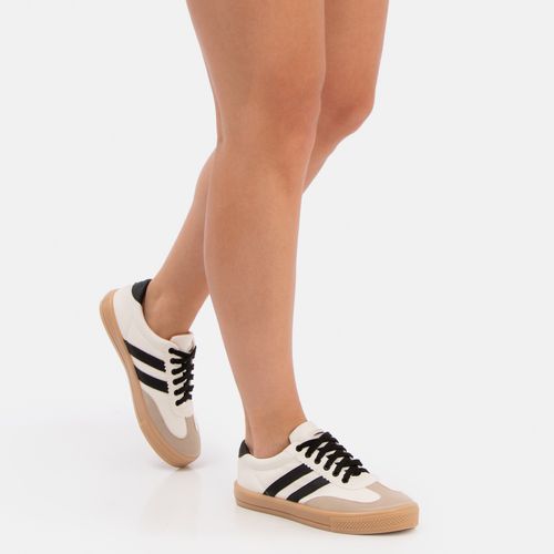 Tênis Recortes Comfort Branco e Preto