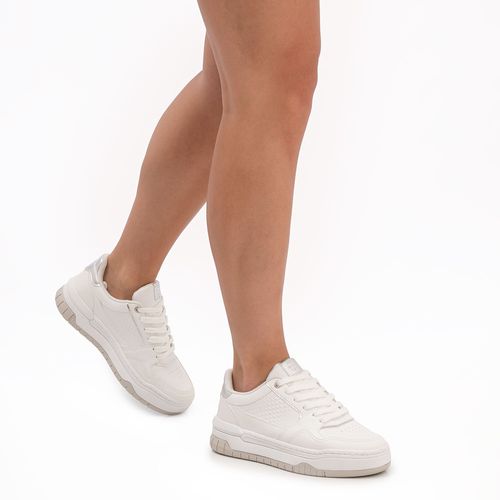 Tênis Branco Detalhe Relevo