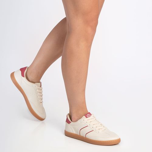 Tênis Off White Com Recortes