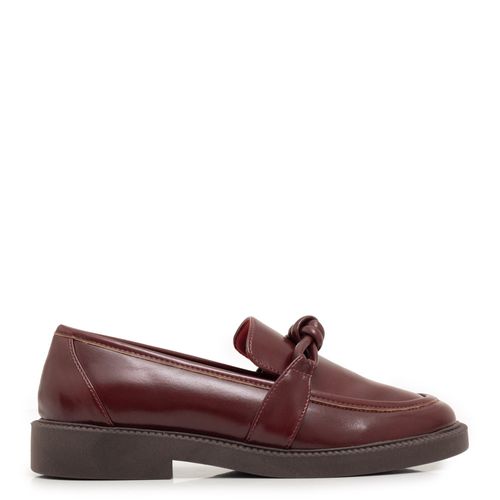 Mocassim Nó Monocromático Bordo