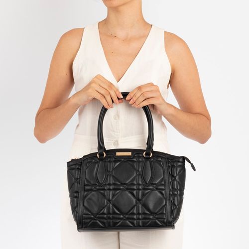 Bolsa Tote Matelassê Geométrica Preta