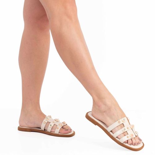 Rasteira Enfeites Tachas Off White