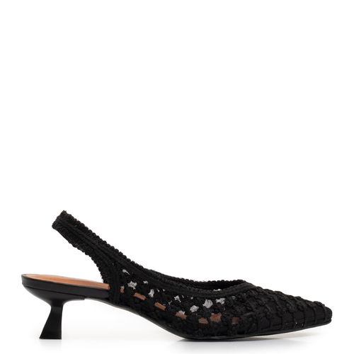 Scarpin Preto Slingback Trama
