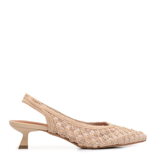 Scarpin Slingback Trama