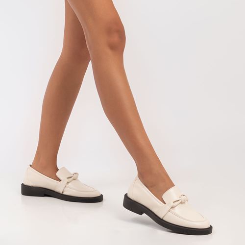 Mocassim Off White Nó Monocromático
