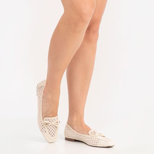 Mocassim Off White Tela Tramado com Laço