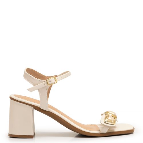 Sandália Off White Enfeites