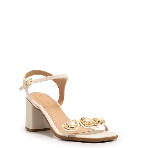 Sandália Off White Enfeites