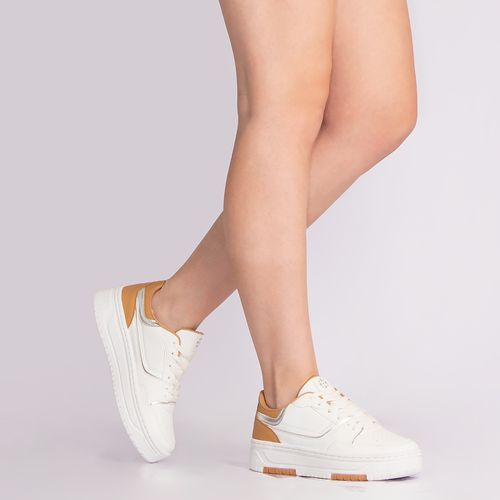 Tênis Multi Recortes Caramelo