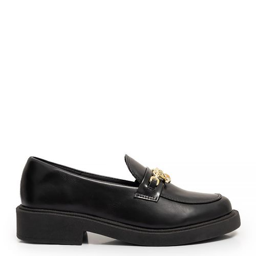 Mocassim Preto Corrente Pingentes