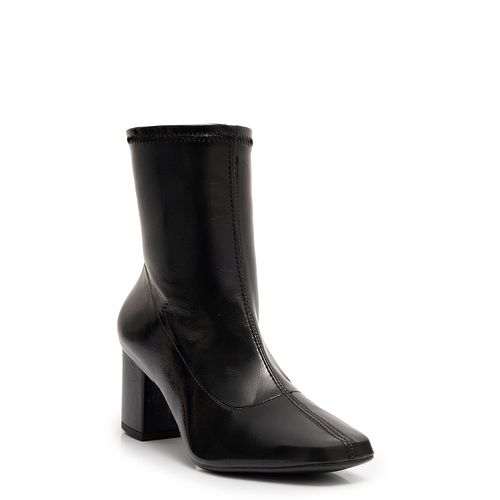 Bota Preta Verniz Stretch