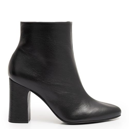 Ankle Boot Preta Couro Salto Alto